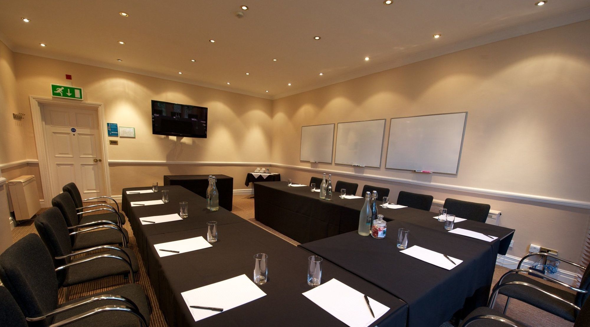 Mercure Oxford Hawkwell House Hotel Зручності фото